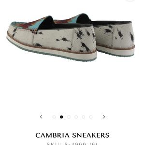 Cambria sneakers
